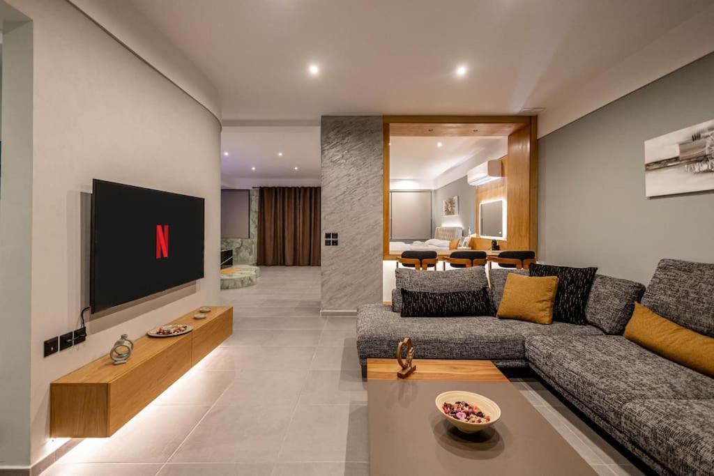 Smaragdi Luxury Jacuzzi Apartment Noho Premium Living Aten Exteriör bild